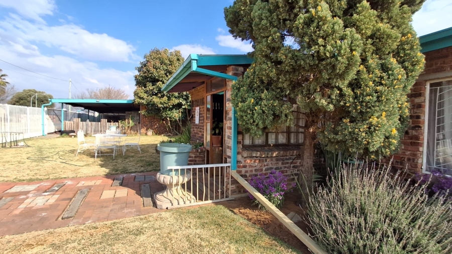 4 Bedroom Property for Sale in Residentia Free State